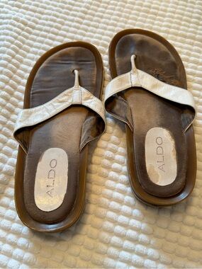 Aldo White Leather flip flops Sandals